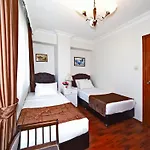 The Sunrise Hotel 3*