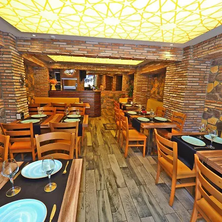 فندق ذا سن رايز 3*