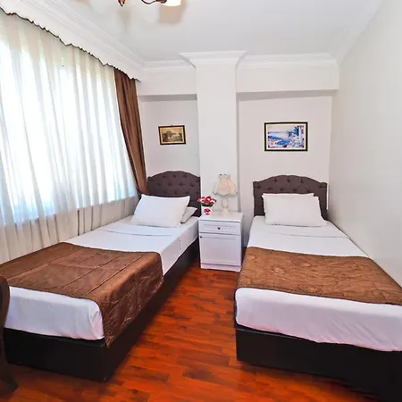 The Sunrise Hotel 3*