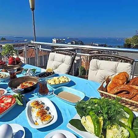 The Sunrise Hotel 3*